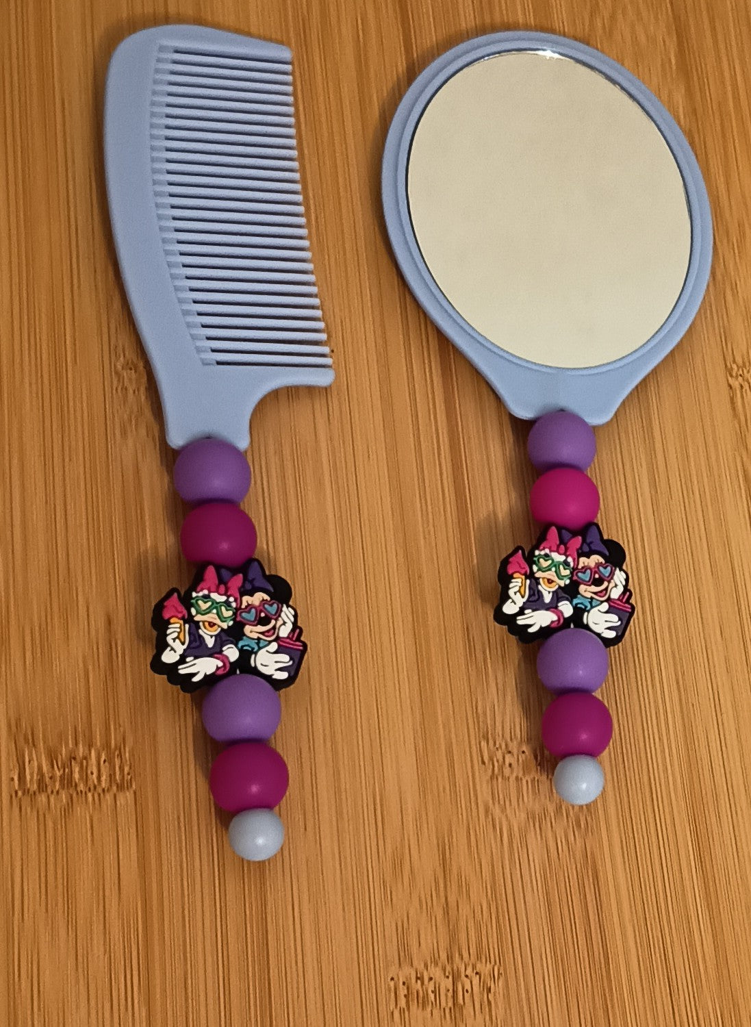 Ensemble peigne et miroir