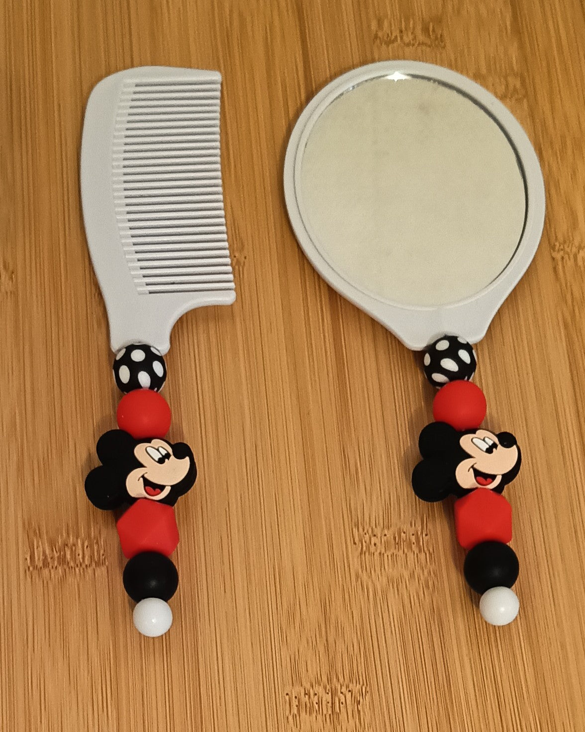 Ensemble peigne et miroir