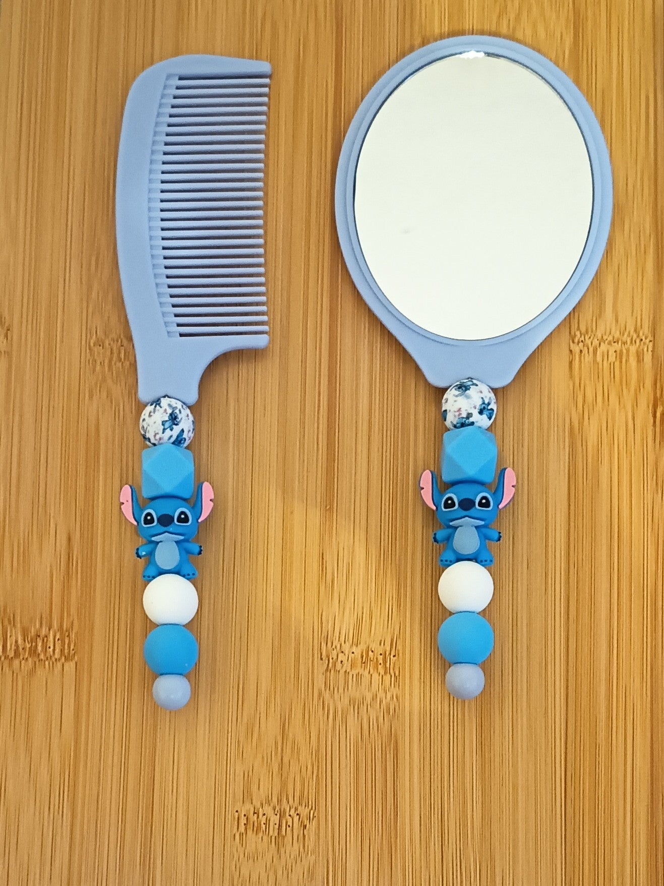 Ensemble peigne et miroir